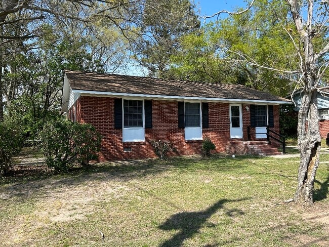 Building Photo - 3362 Stonehaven Dr