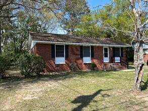 Building Photo - 3362 Stonehaven Dr