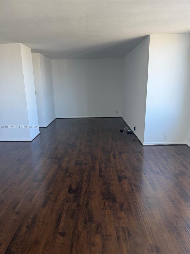 Foto del edificio - 1000 West Ave