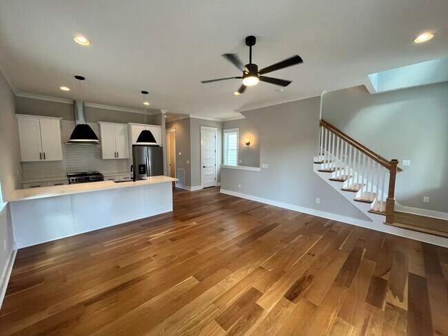 Foto del edificio - 121 Lucile St