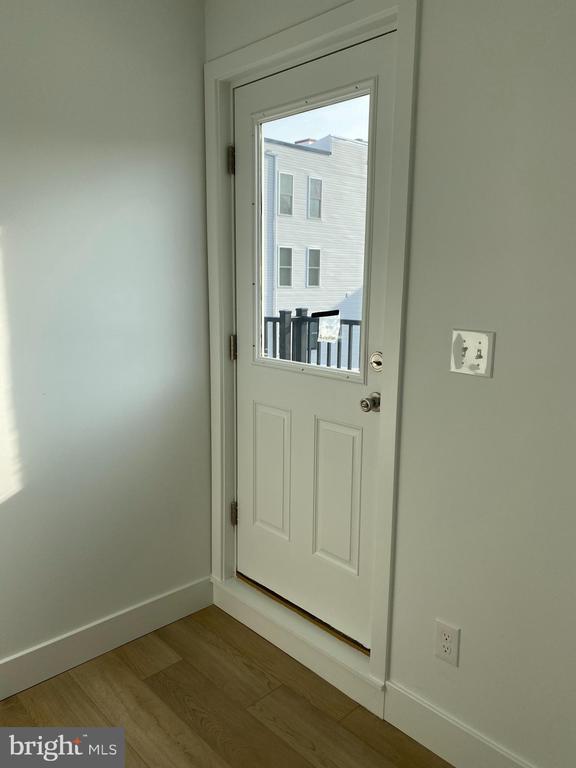 Foto del edificio - 1755 N Croskey St