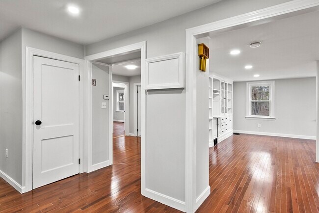 Foto del edificio - 138 Walker Rd