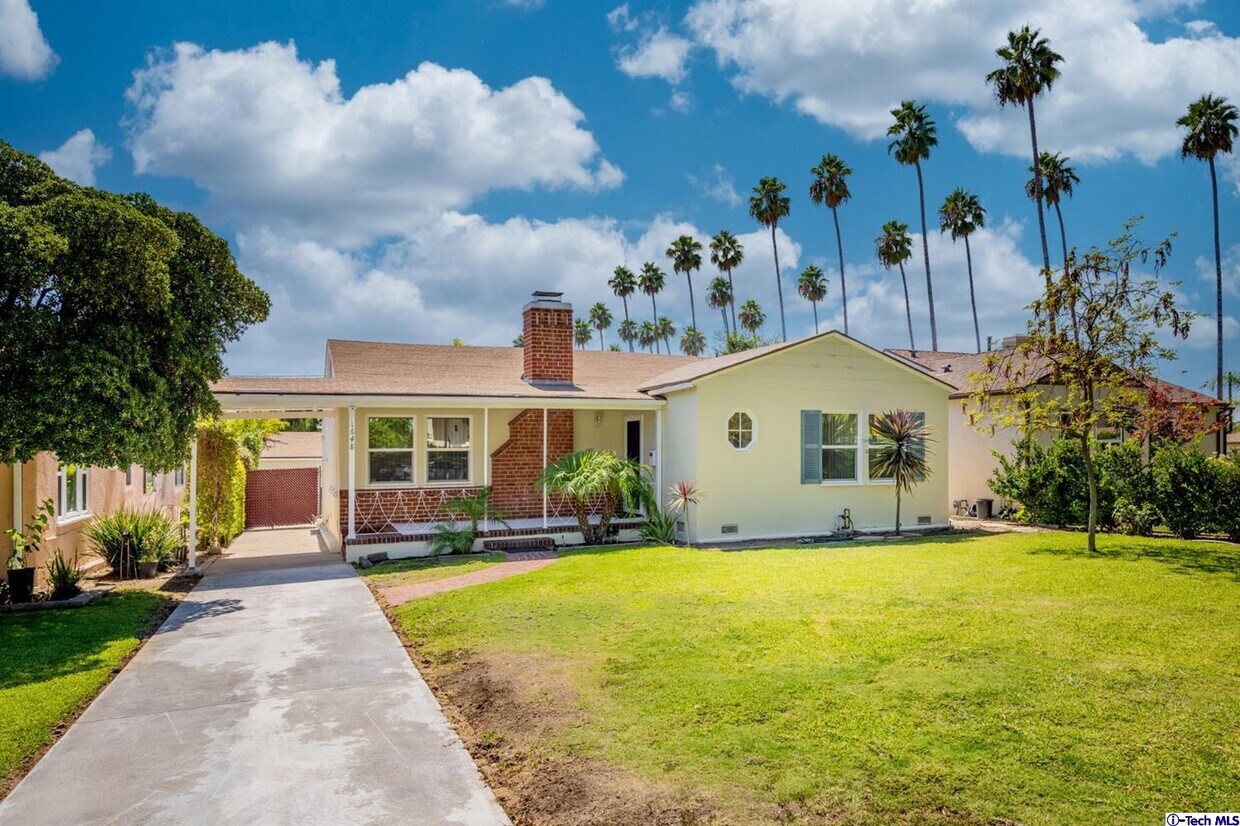 Foto principal - 1648 W Kenneth Rd