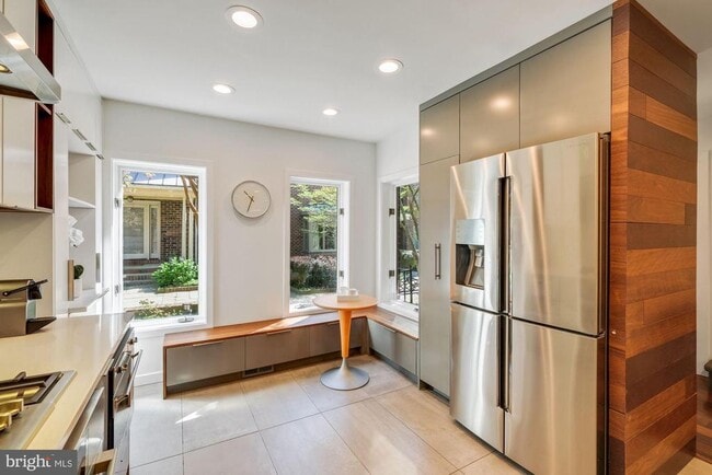 Building Photo - 4046 Chancery Ct NW