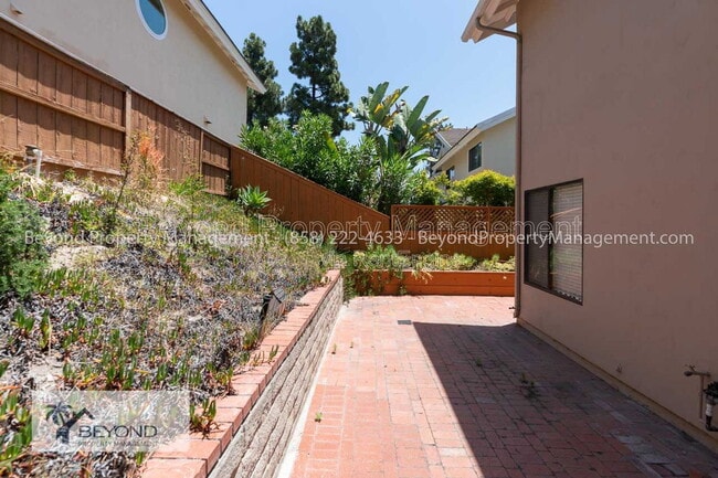 Foto del edificio - 3978 Carmel Brooks Way