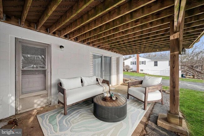 Foto del edificio - 1639 The Strand