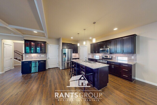 Foto del edificio - Stunning 4-Bedroom, 2.5-Bath Home in Olympia!