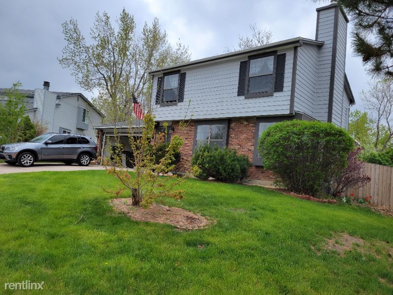 3 br, 3.5 bath House 10472 W Ida Pl House Rental in Littleton, CO