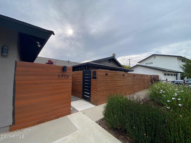 Building Photo - 1773 Weston Cir
