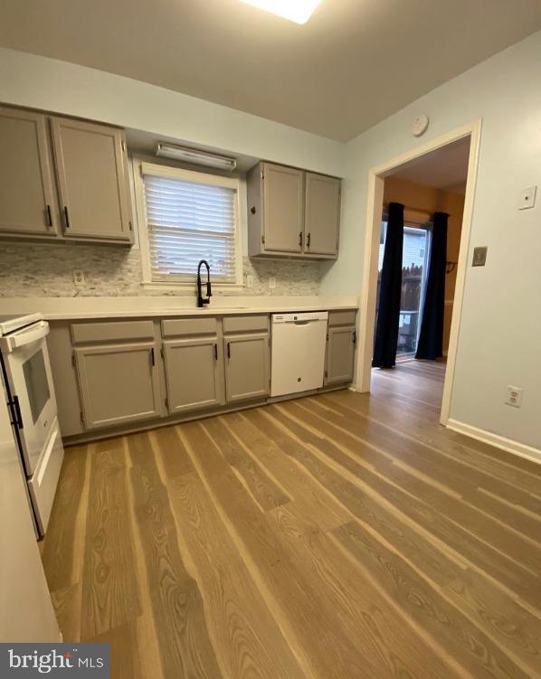 Foto del edificio - 425 Ridge Ct