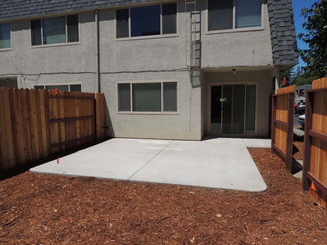 Building Photo - Santa Clara Terrace Apartments