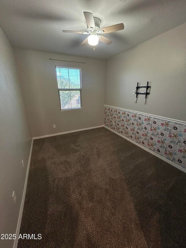 Foto del edificio - 25930 N Thornhill Dr