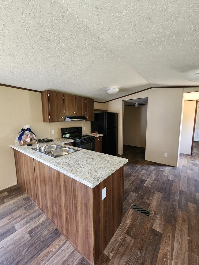 Foto del edificio - 2739 E 11th Ct