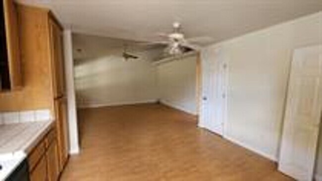 Foto del edificio - Charming Downtown Sonora Home