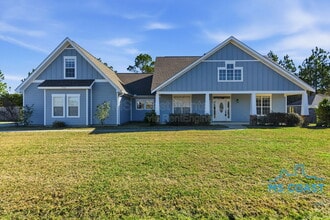 Building Photo - 2012 Parkview Cove