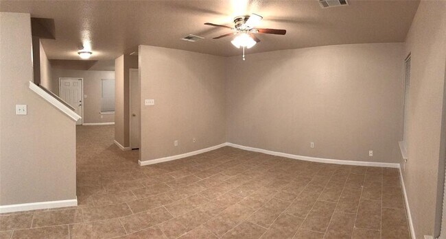 Building Photo - 538 Dandelion Loop
