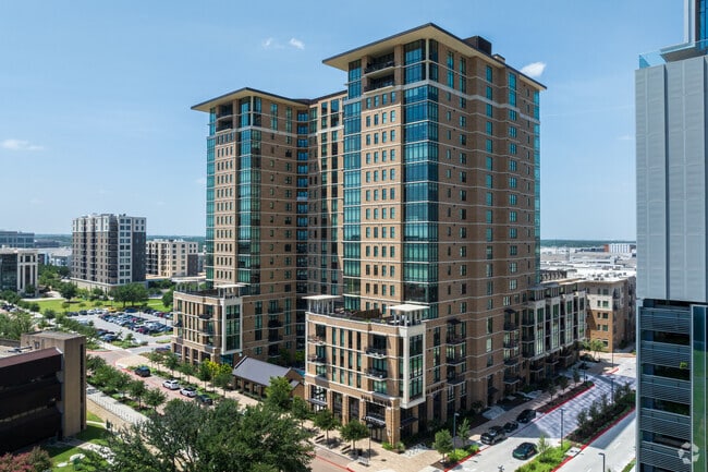 Building Photo - The Bowen