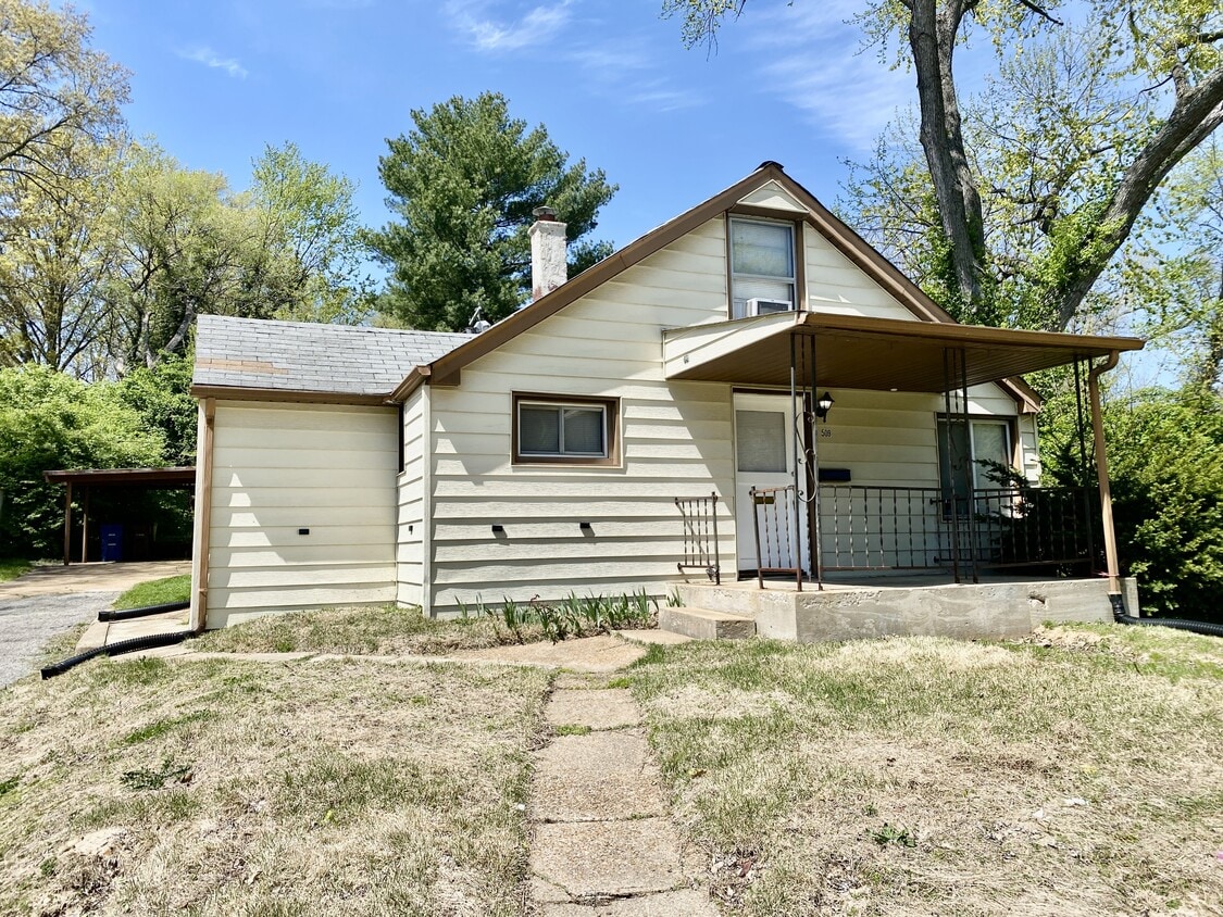 Primary Photo - 509 La Motte Ln