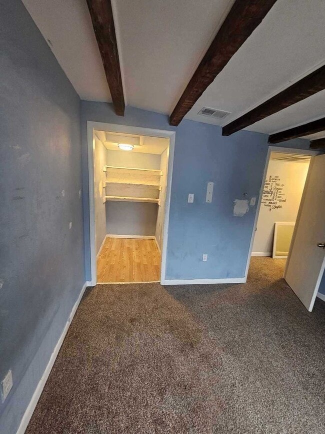 Foto del edificio - 219 N Lawrence St