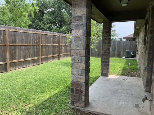 back yard - 209 W Sugarcane Dr