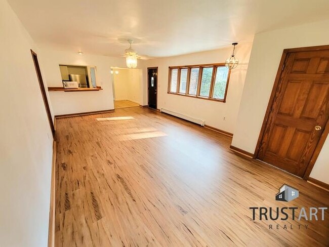 Building Photo - 3 bedroom house in North East Philadelphia
