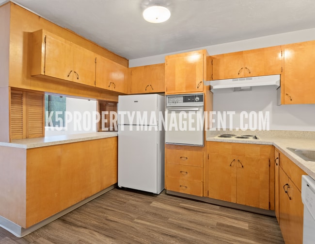 Interior Photo - Town & Country Apartments