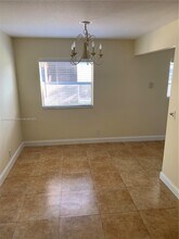 Building Photo - 684 Monaco Ct
