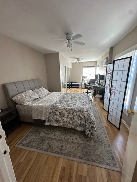 Vista del enorme dormitorio - Student Housing Near USC Univ Southern Calif