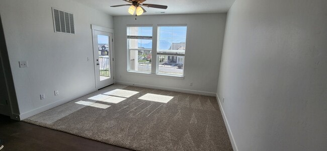 Photo - 12719 Waterpocket Ln (Herriman, UT) Apartment