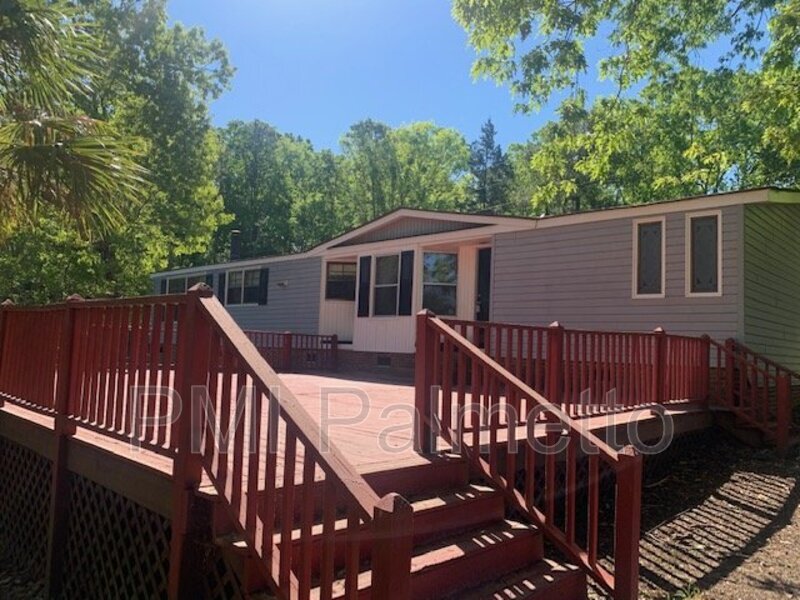 Primary Photo - 304 Hiller Rd