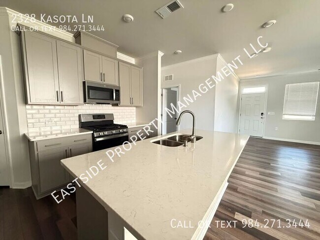 Foto del edificio - 2328 Kasota Ln