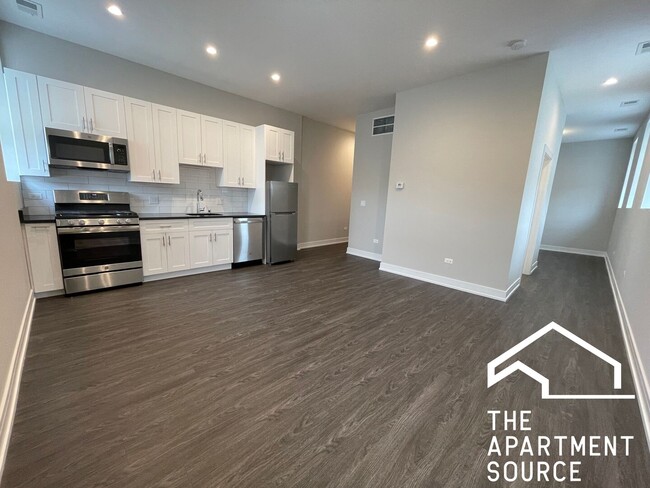 Foto del edificio - 1730 W Greenleaf Ave