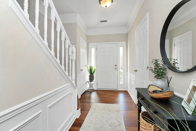 Foto del edificio - South Park Townhome for Rent!