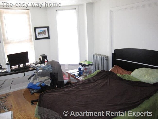 Building Photo - 14 Oxford St