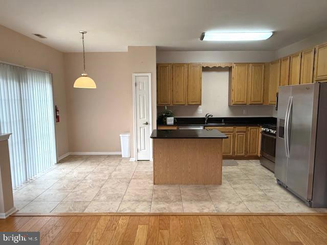 Building Photo - 8003 Normandy Dr