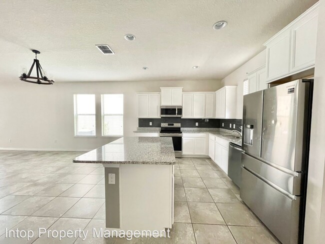 Building Photo - 3 br, 2.5 bath House - 16096 Bayou Crest Dr