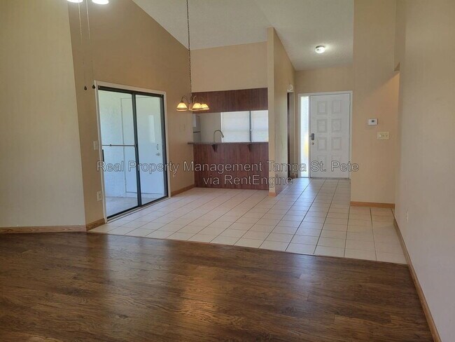 Foto del edificio - 2024 Sheffield Ct