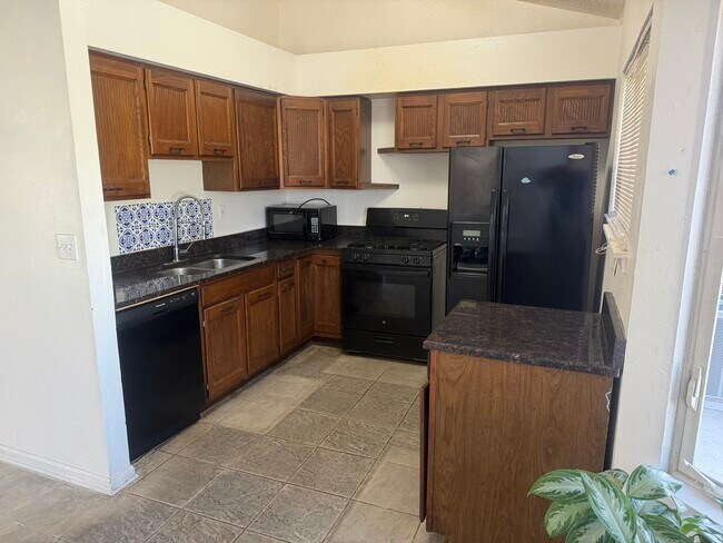 Foto del edificio - 1009 Pheasant Run Ln