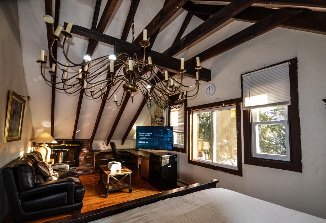 Photo - 445 Hope St (Providence, RI)