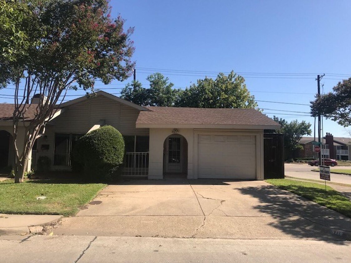 Primary Photo - 2 Bedroom Garland* Available Soon*