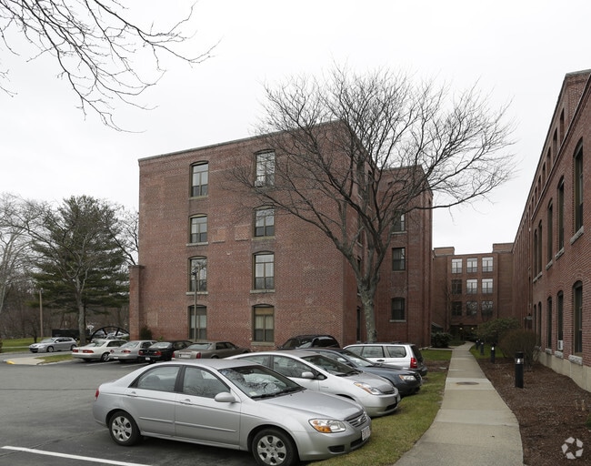 Andover Commons Apartments Andover, MA