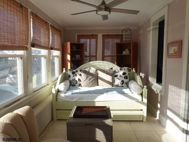 Foto del edificio - 11 S Baltimore Ave