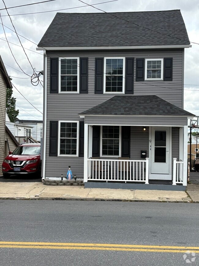 Building Photo - 9 E Union Blvd