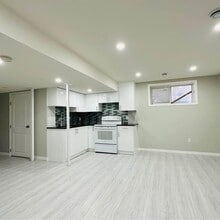 Building Photo - 94 Taralake Way NE