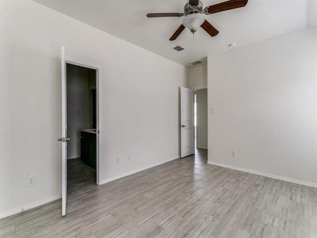 Foto del edificio - 600 Pollyann Trl