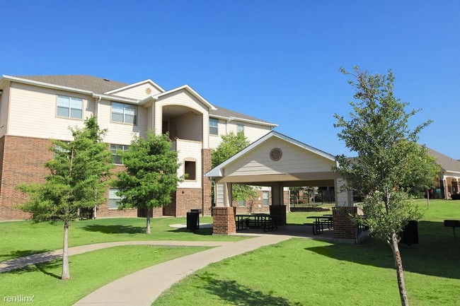 Foto del edificio - 1 br, 1 bath  - 12301 Hemphill St # 497O