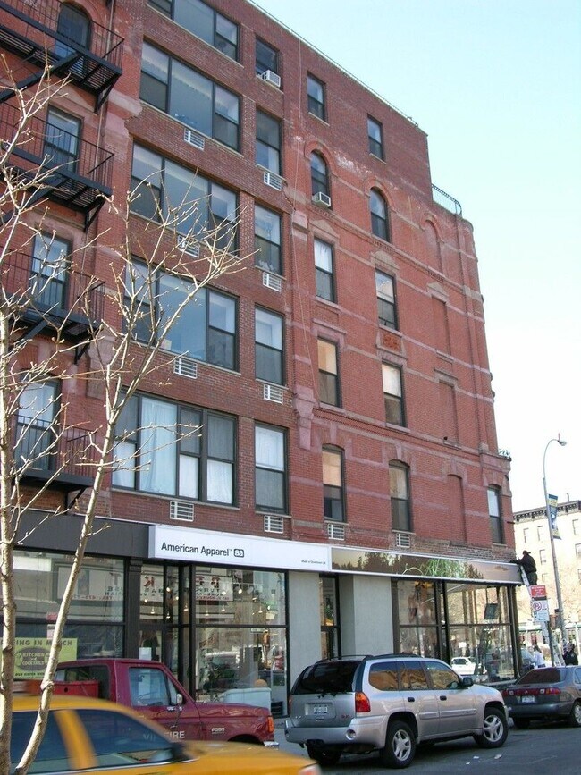 Building Photo - 181 E Houston St