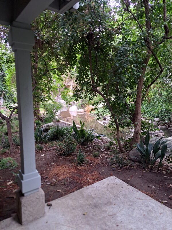 Foto del edificio - 7131 Farralone Ave