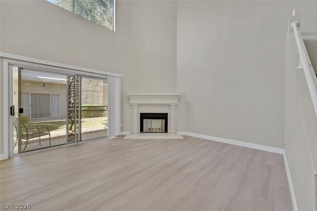 Building Photo - 6250 W Flamingo Rd