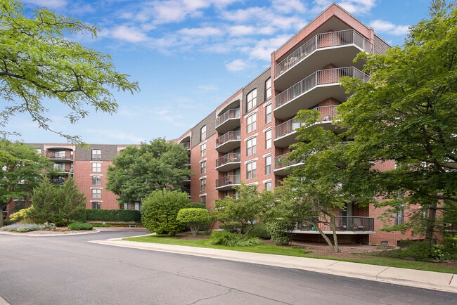 Building Photo - 509 Aurora Ave